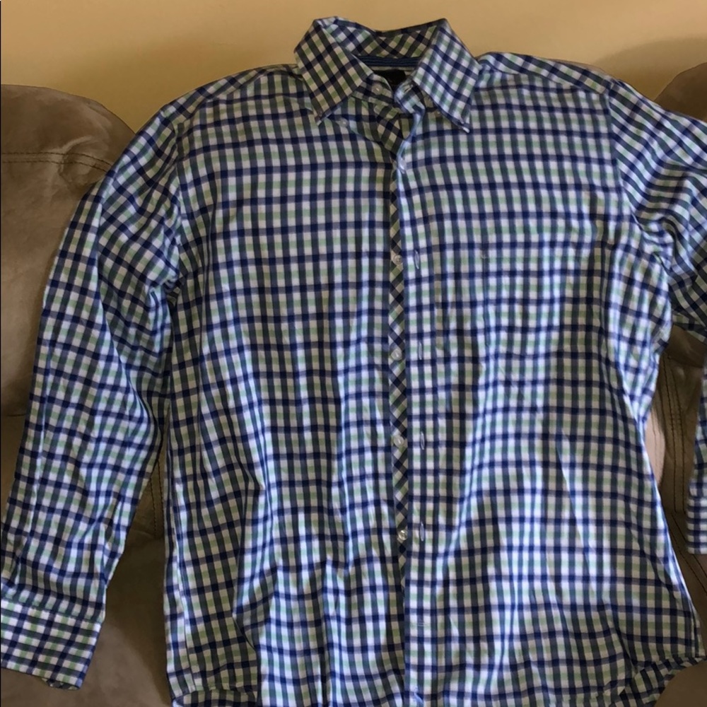 Men’s long sleeve button up shirt